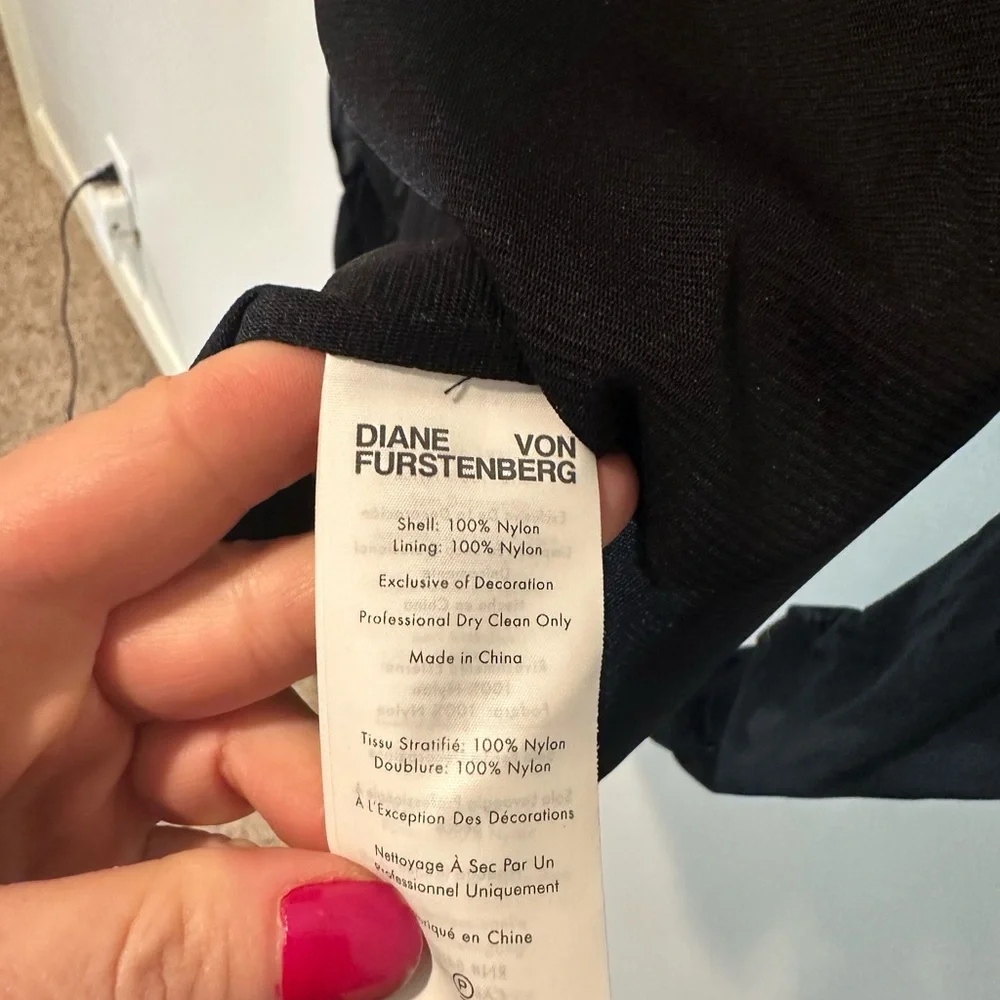 DVF Remy Top NWT! - Picture 9 of 9